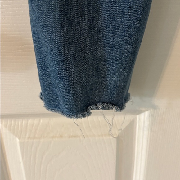 Universal Thread Distressed Skinny Jeans Size 14 Raw Hem - Picture 6 of 8